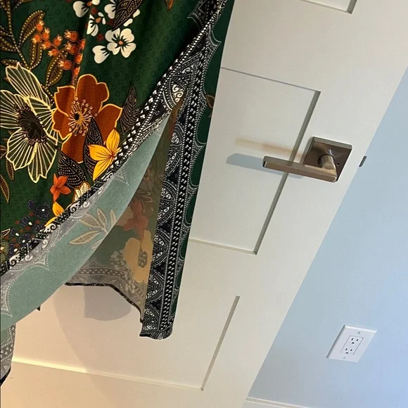 Floral Green Maxi Dress - Picture 6 of 12